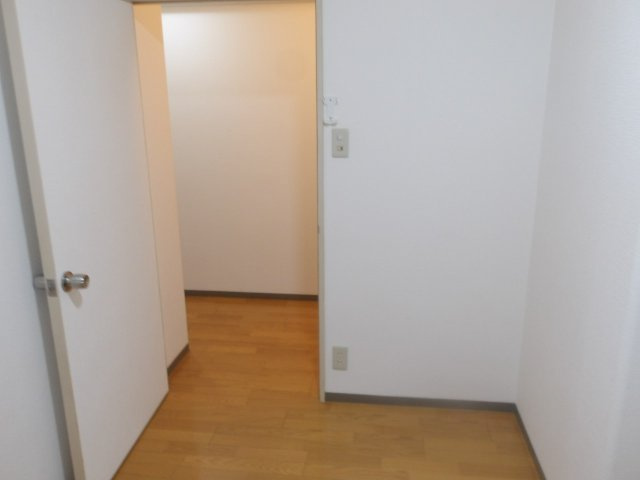 エンゼルハイム阿佐谷の洋室
