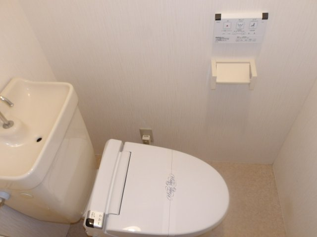 エンゼルハイム阿佐谷のトイレ