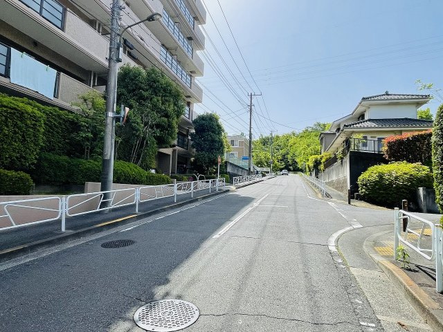 ハイホーム南大沢の周辺|～自然と調和のとれているマンションです～