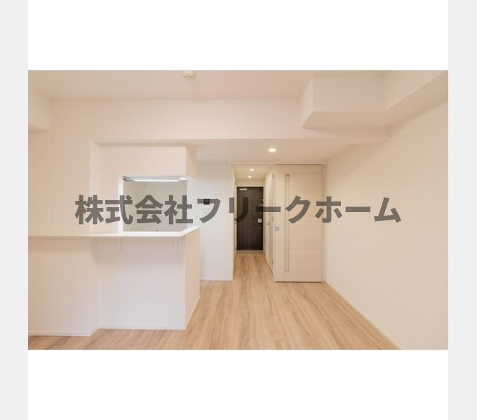 三鷹市下連雀４丁目の賃貸マンションの居間・リビング