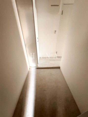 【玄関】 | クラウンパレス
