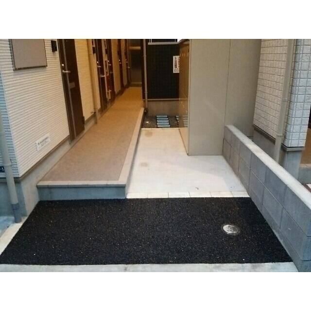 ハーモニーテラス若松町Ⅱのエントランス
