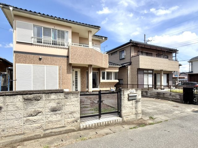 【中古戸建】藤岡市藤岡1期の外観|■外観｜閑静な住宅街で始める新しい暮らし♪開放的な毎日をあなたへ(^^♪