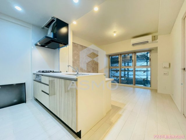 【居間・リビング】 | スプランディッド上本町WEST