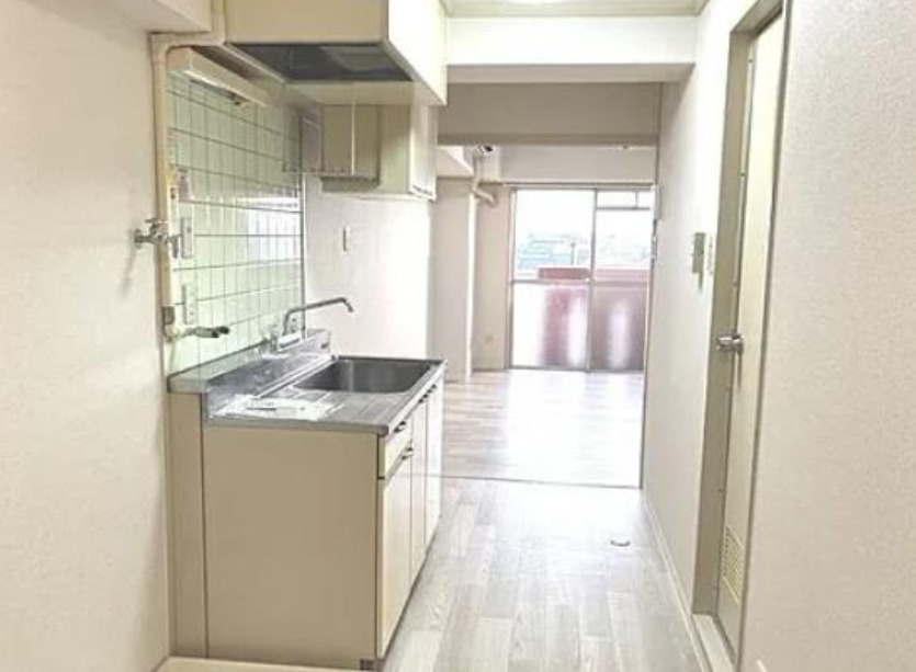 愛知県北名古屋市1棟不動産投資マンション【サンメゾン西春】のキッチン