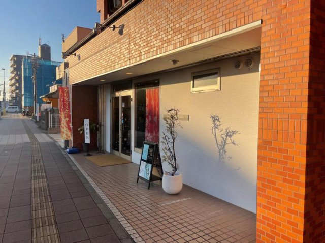 愛知県北名古屋市1棟不動産投資マンション【サンメゾン西春】の外観