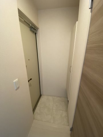 【玄関】