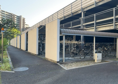 【駐輪場】 | フェアヒルズ南大沢シエルコート | マンションの駐輪場は、事前に空きがあるか確認を取ると安心です。せっかく入居したのに駐輪スペースがない！なんてことになったら大変ですよね。そこで、内見時や購入前にはまず事前に確認しておくと良いでしょう。