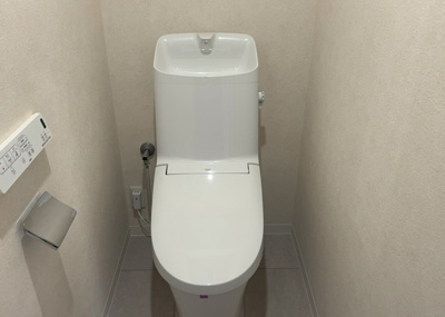 【トイレ】 | フェアヒルズ南大沢シエルコート | トイレは大きさや形、機能、抗菌性などが異なる多種多彩なタイプが各メーカーから出ています。それぞれに良さがあるため、事前にどういったタイプのトイレがいいのかをご家庭内で決めて、内見に行くといいでしょう。