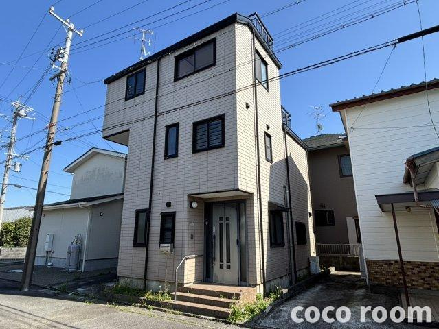 焼津市本中根借家の外観