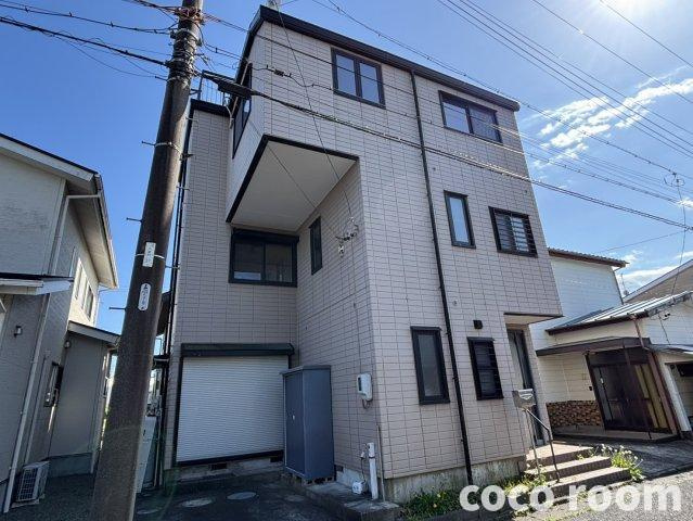 焼津市本中根借家の外観