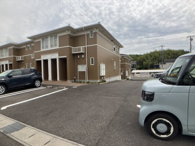 エアリーヒルⅠの駐車場