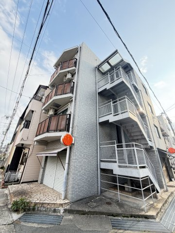 エイエムハイツ