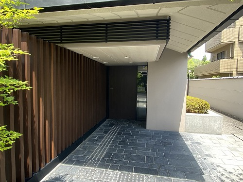 パークホームズ京都上賀茂 1Fのエントランス