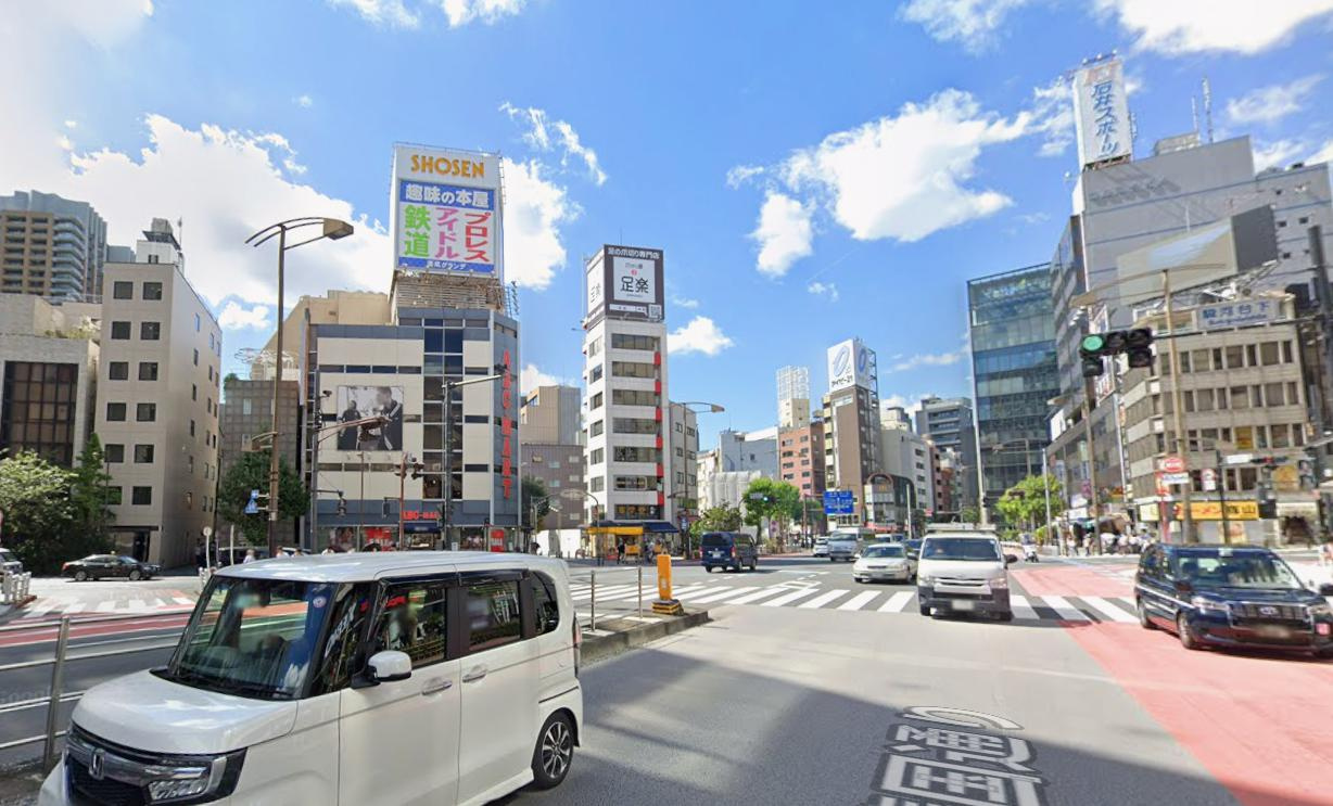 千代田区神田小川町３丁目の店舗一部の周辺