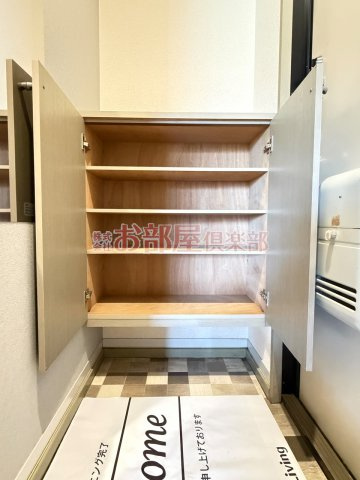 アク―ル　B棟の収納|たっぷりとした収納スペースです