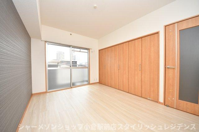 フェルト727の寝室