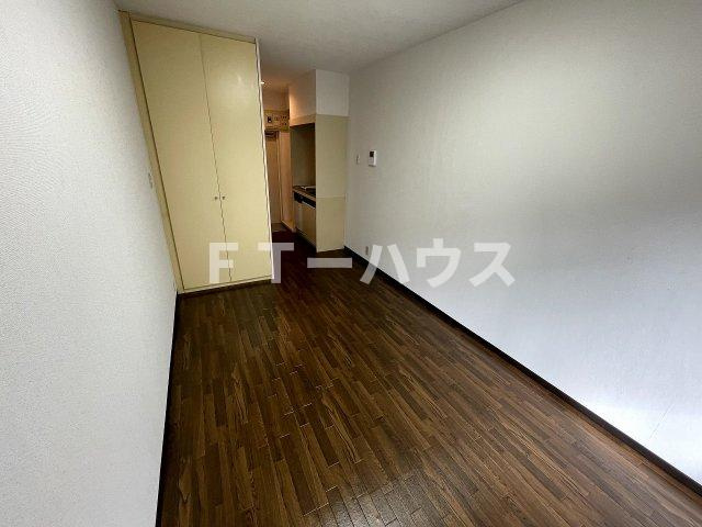 ダイアパレス京成大久保の洋室