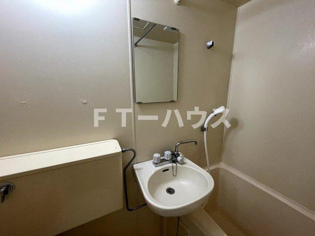 ダイアパレス京成大久保の洗面所