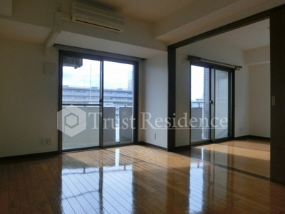 【居間・リビング】 | メゾン・シャルム | 別部屋参考写真