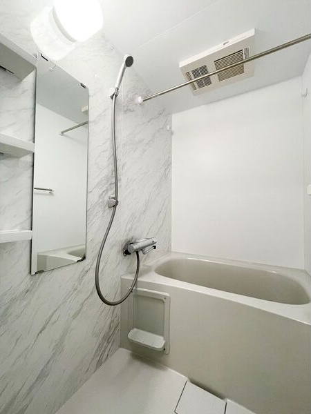 S-RESIDENCE烏森aureate(オリート)　フリーレント・家具家電キャンペーン実施中!の浴室