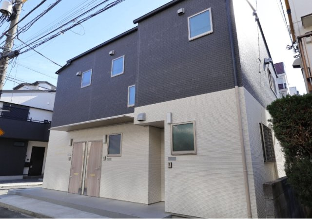 Alley新高円寺のエントランス