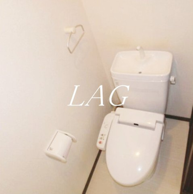 【トイレ】 | マハロビル | トイレです。