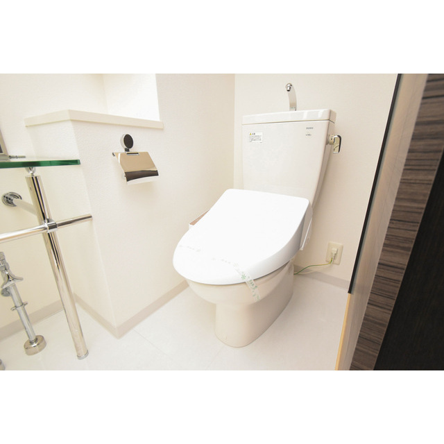 アルファレガロ兵庫のトイレ|コンパクトで使いやすいトイレです