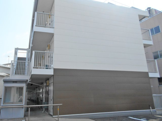 レオパレスＬＡＨＡＩＮＡの外観|物件の外観です