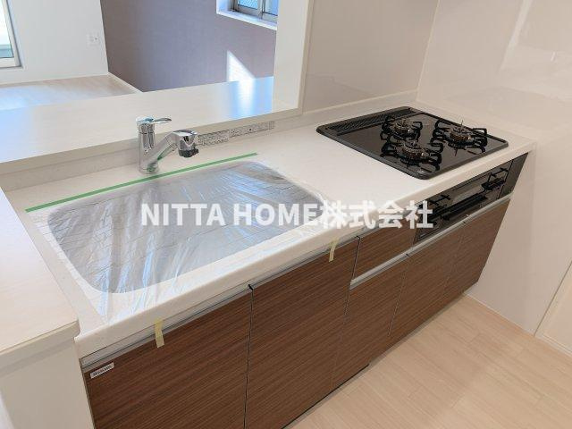丹波篠山市味間南のアパートのキッチン|人気のカウンターキッチン採用◆
