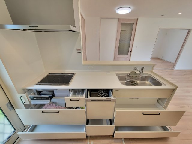 三田小学校前・新築戸建のキッチン