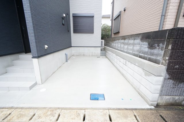 Kolet稲毛萩台町の駐車場|お電話でのご予約がスムーズです！