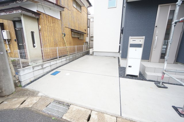 Kolet千葉小深町の駐車場|お電話でのご予約がスムーズです！