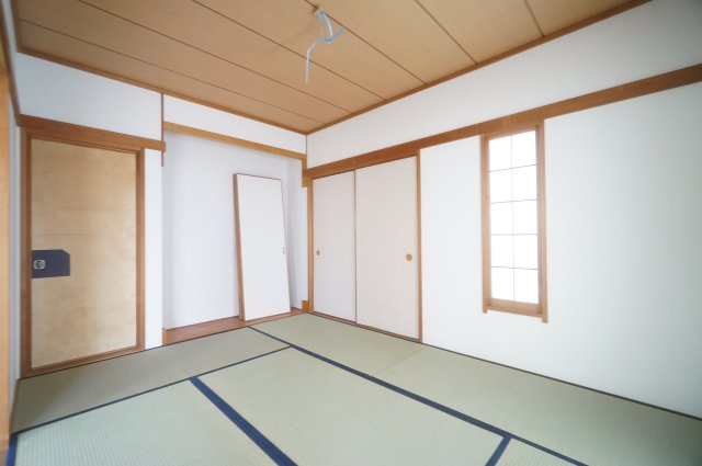 東吉田貸家の和室|オンライン対能応可！