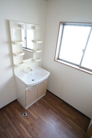 星久喜町457貸家の洗面所|オンライン対能応可！