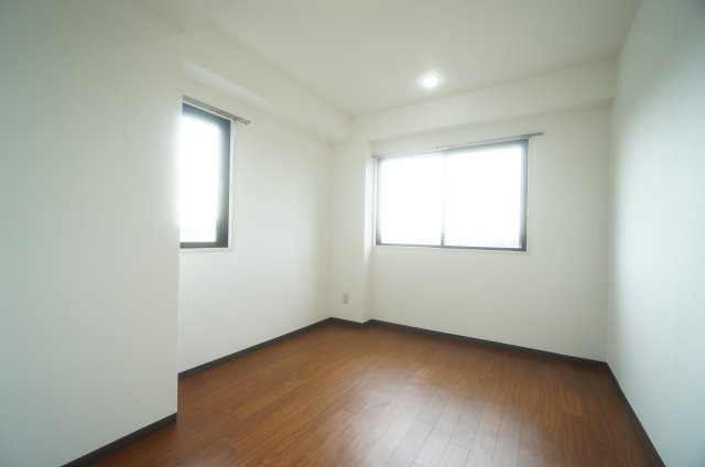 ARECX八幡の洋室|お問合せは花まる商店まで！