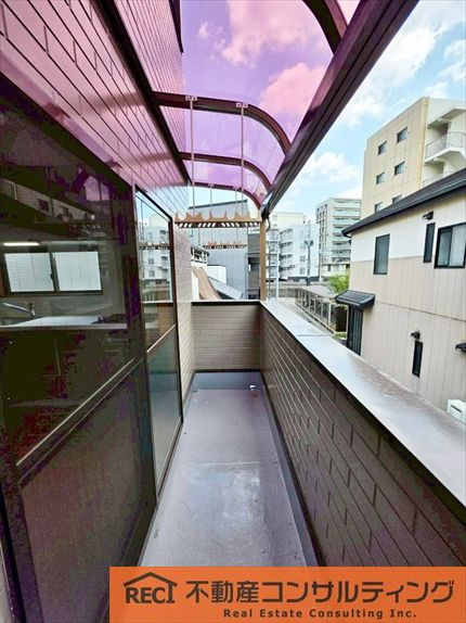 神戸市東灘区深江本町4丁目　中古戸建のバルコニー