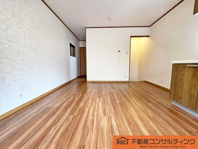 神戸市東灘区深江本町4丁目　中古戸建の内装