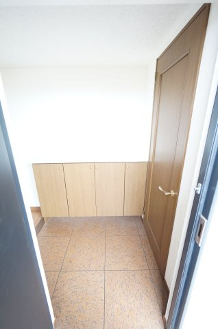 エステシティおゆみ野A棟の玄関|当日の見学大歓迎！
