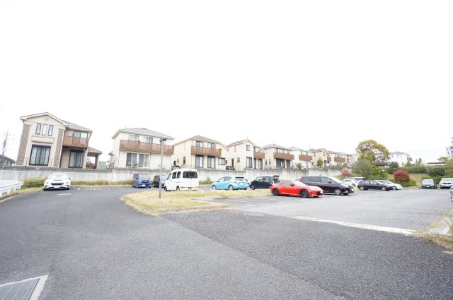 エステシティおゆみ野A棟の駐車場|詳細、ご不明点等、お気軽にご連絡ください！