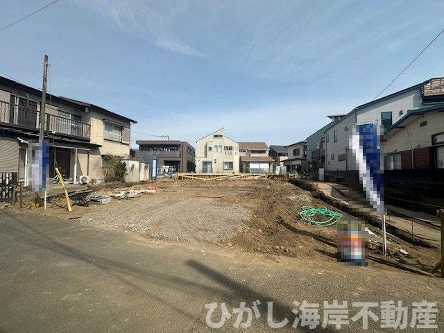 茅ヶ崎市松が丘２丁目　新築戸建　全２棟の外観|3月29日撮影　建築中　現地外観