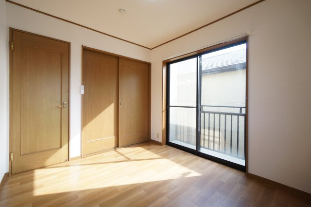 グラド横戸町の洋室|当日の見学大歓迎！