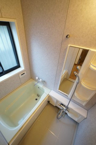 グラド横戸町の浴室|ご見学・ご契約時の送迎可能！