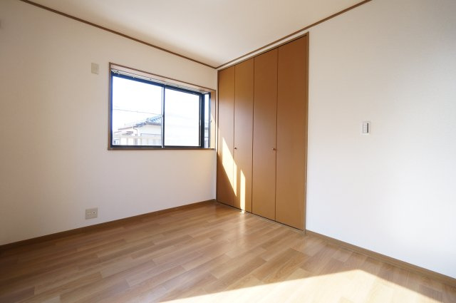 グラド横戸町の寝室|諸条件、交渉などお任せ下さい！