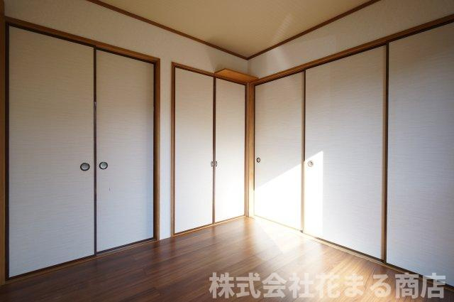 土井貸家の洋室|物件、駅でお待ち合わせでのご案内歓迎！