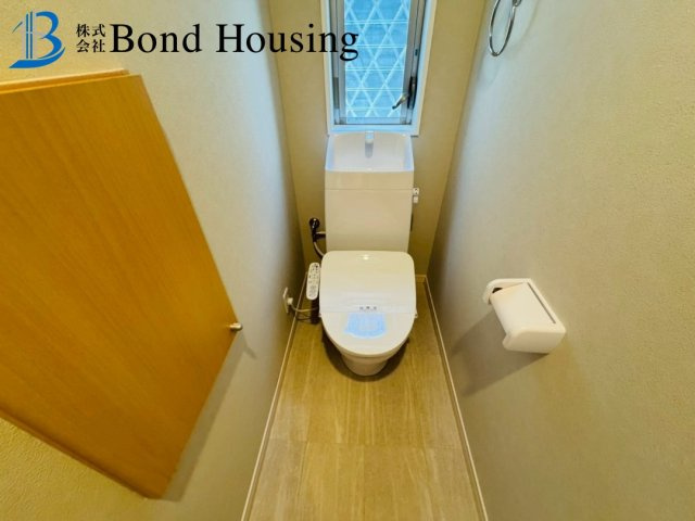 水回りリフォーム物件　玉津町二ツ屋　中古戸建のトイレ|トイレです