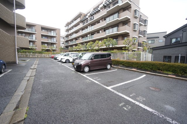 メイプル稲毛の駐車場|お電話でのご予約がスムーズです！