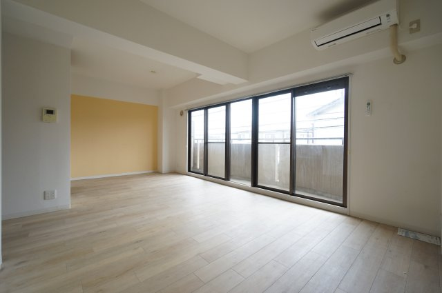 メイプル稲毛の居間・リビング|水曜日、営業時間外もご相談ください！