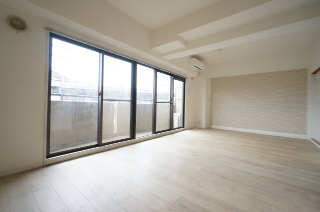 メイプル稲毛の居間・リビング|当日の見学大歓迎！