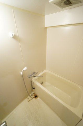 メイプル稲毛の浴室|ご見学・ご契約時の送迎可能！